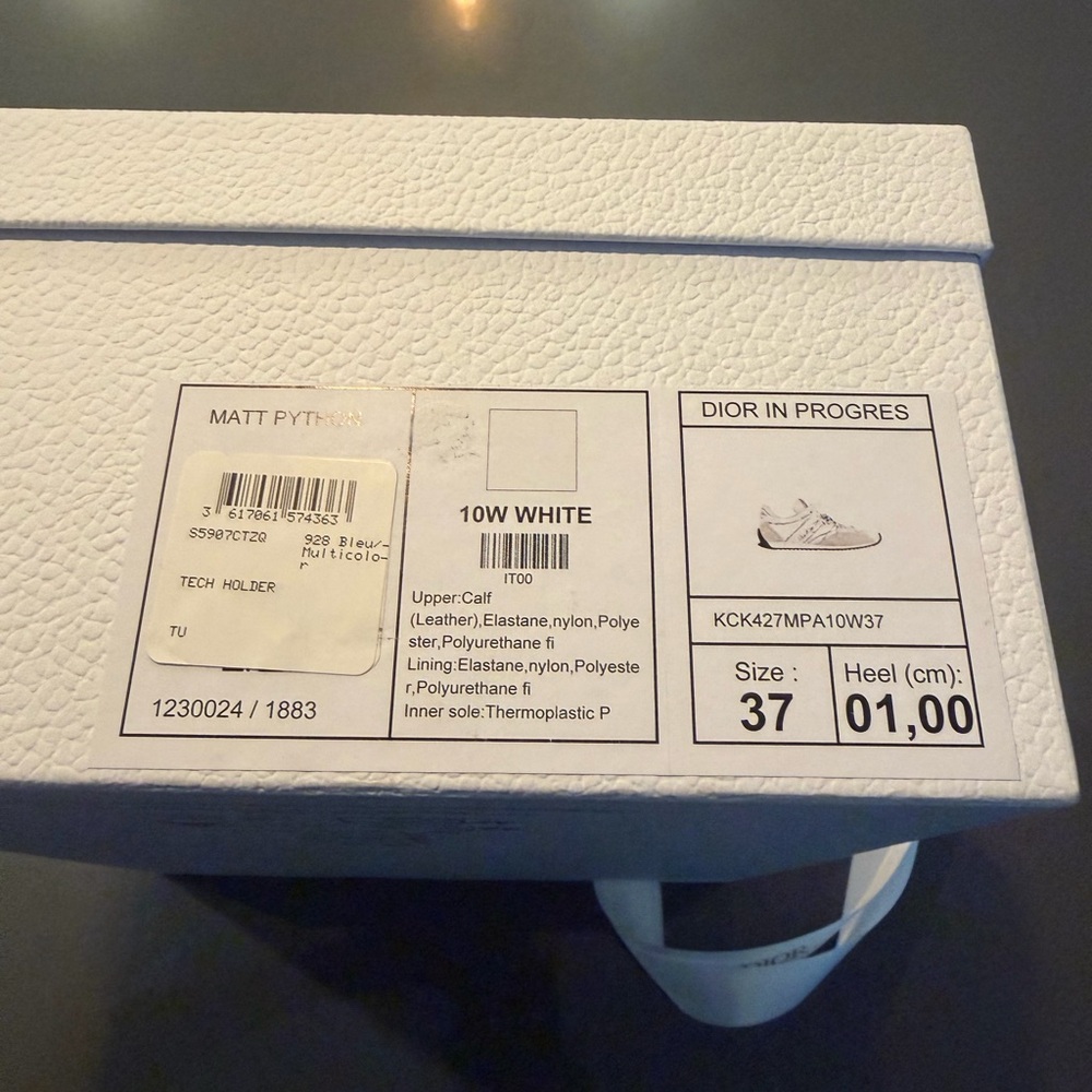Dior White Leather Sneakers with Black Sketch Details - Picture 2 of 12